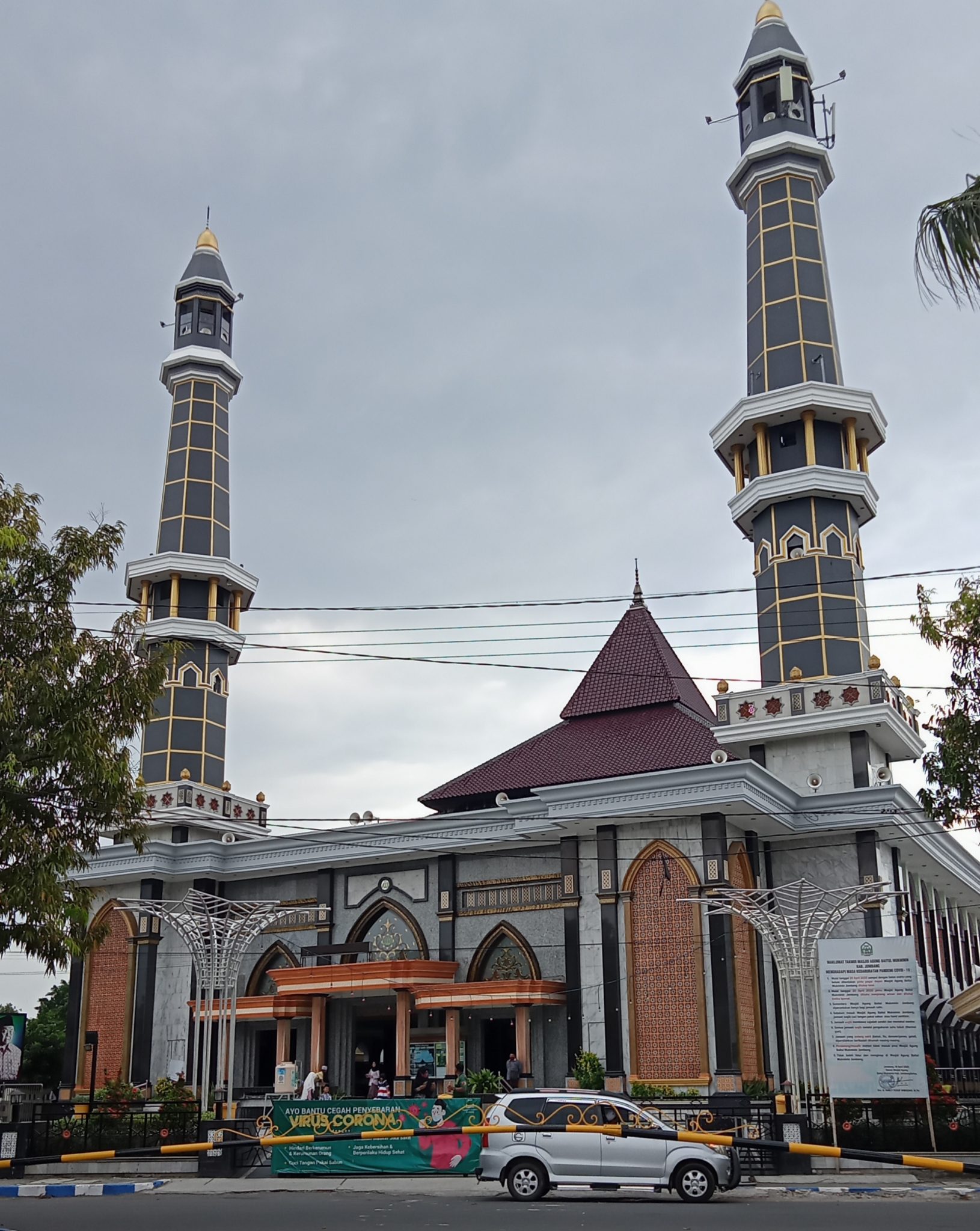 Perpustakaan Masjid Agung Jombang